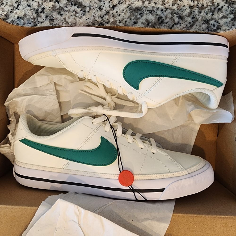 NIKE COURT LEGACY 6.5y